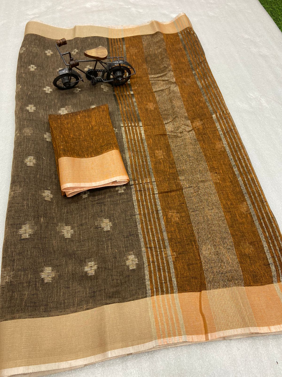 Khadi Linen Saree