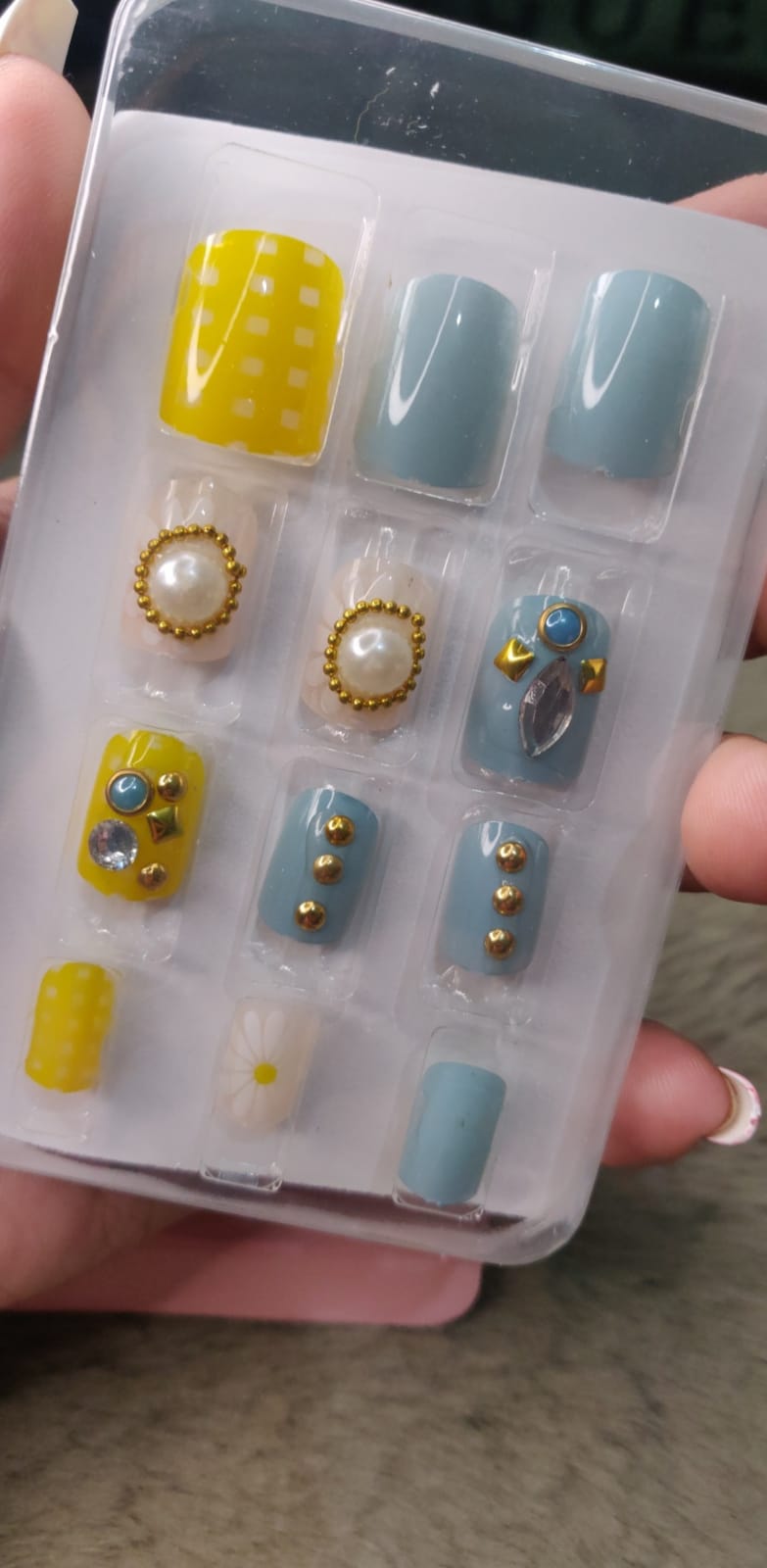 Stick on Designer Nails