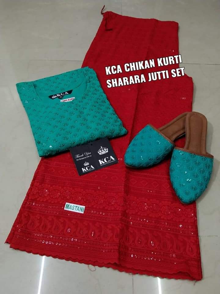 Beautiful Kurti Mastani Set with Juttis