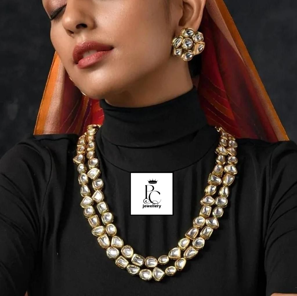 Beautiful Uncut Kundan Necklace Set