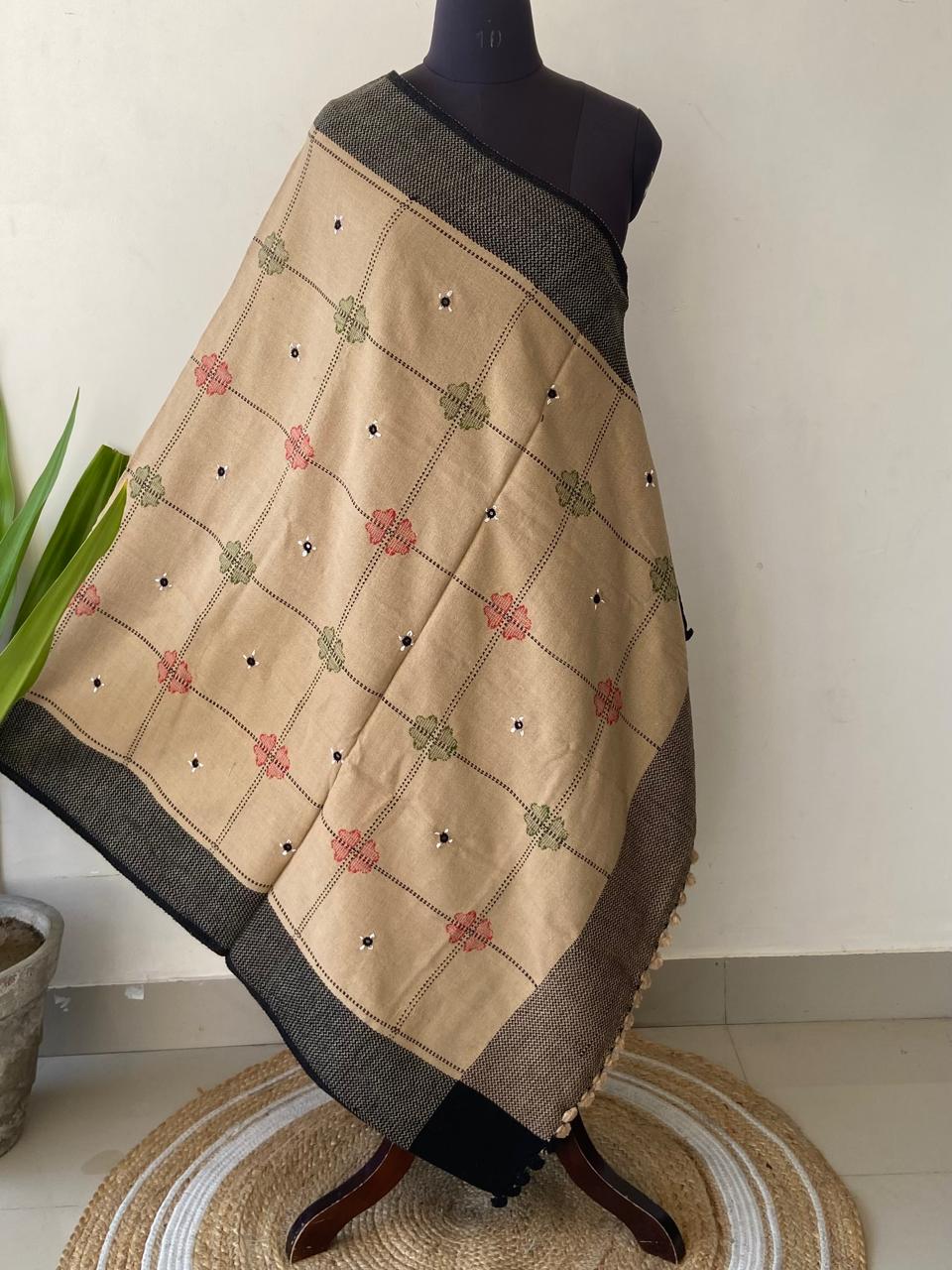 Handloom Woolen Shawls