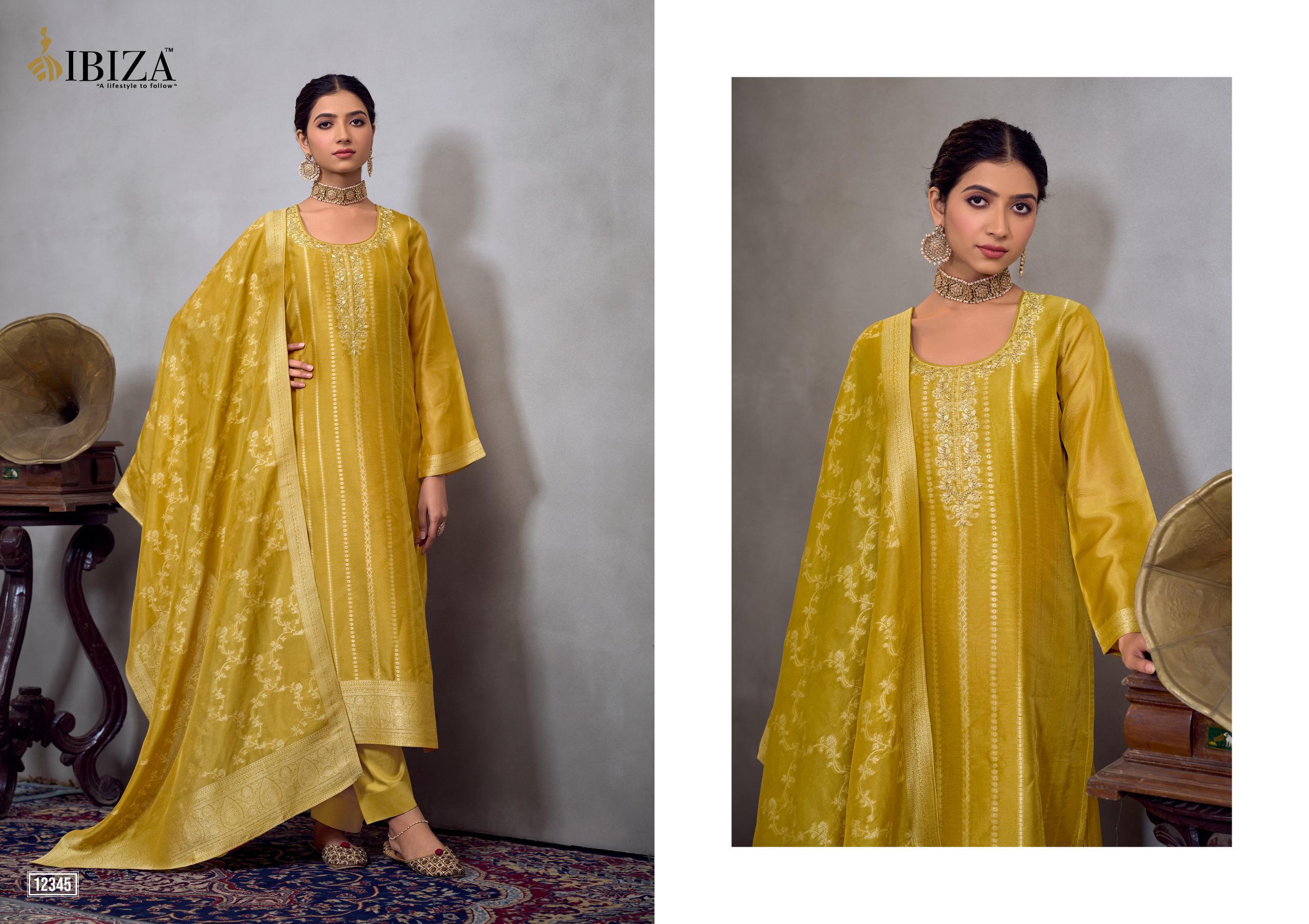 Kosa Silk Jacquard Suit