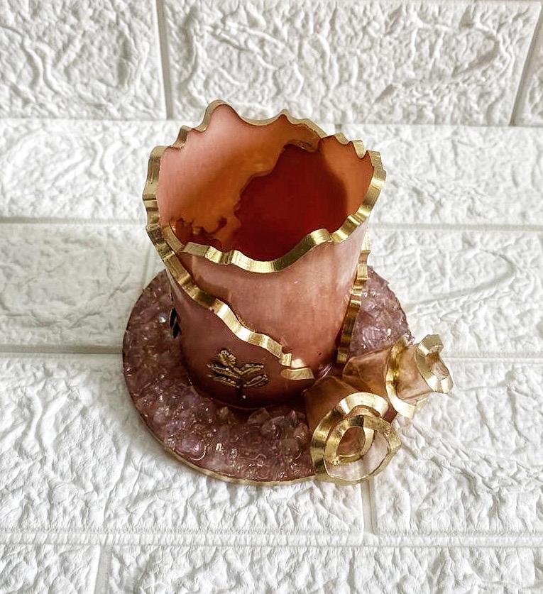 Exquisite resin cutlery stand