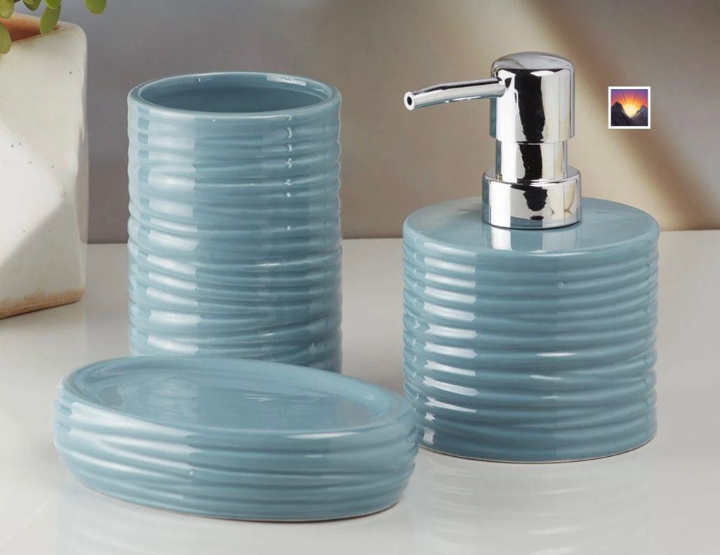 Elegant Bathroom Sets 1