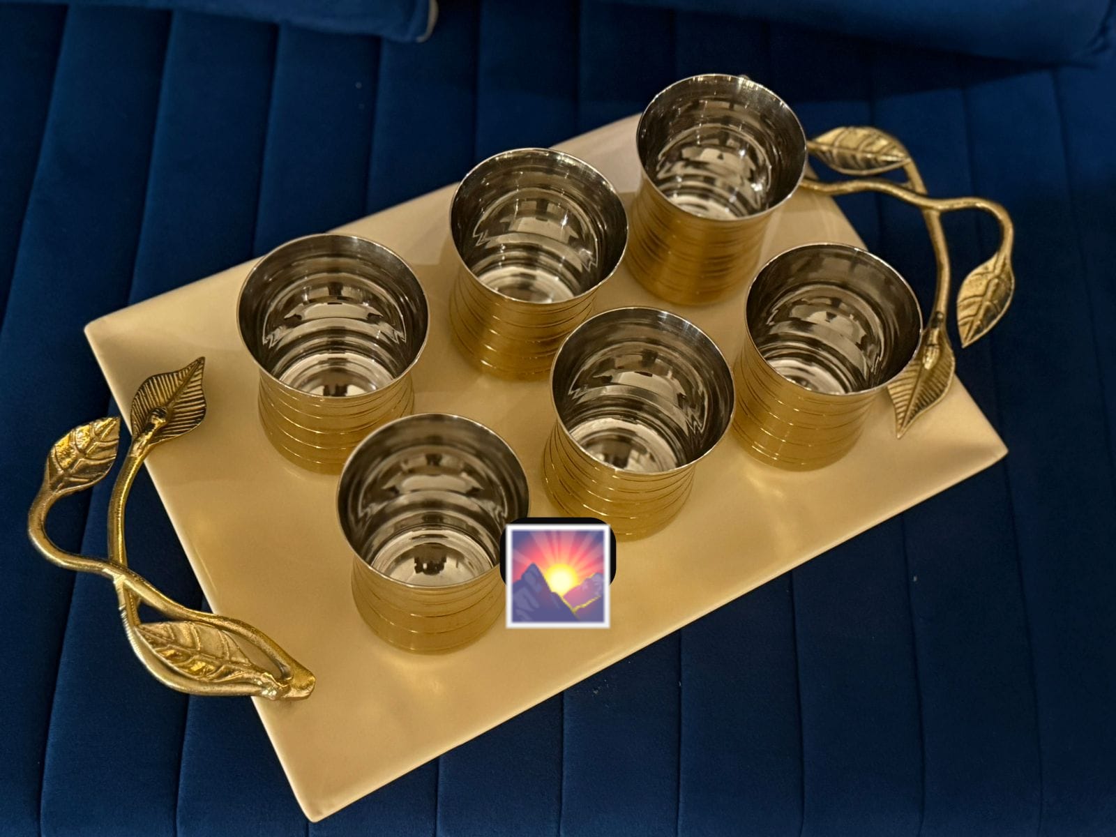 Leaf Design Tray with 6 glasses