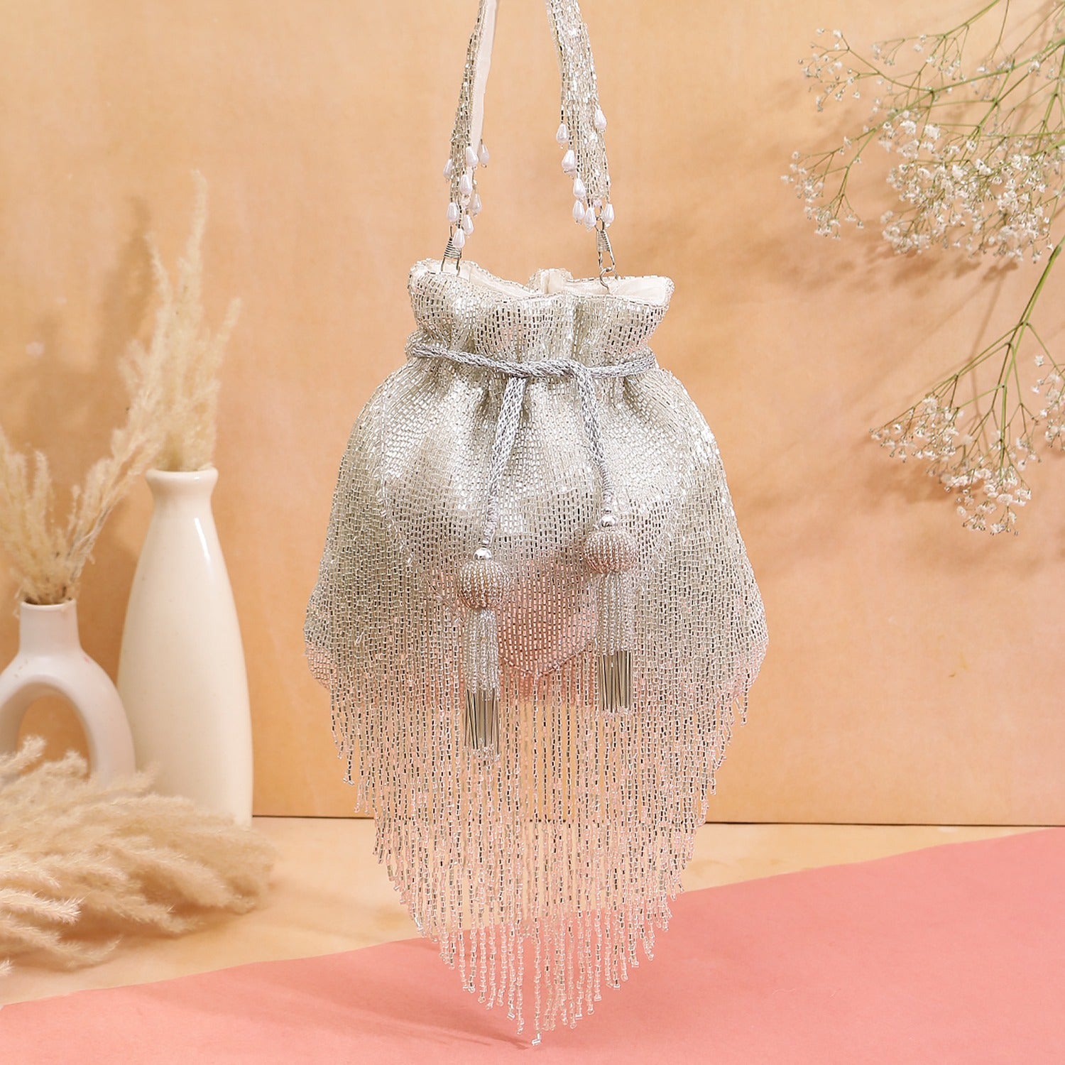V Shaped Fringes Potlis
