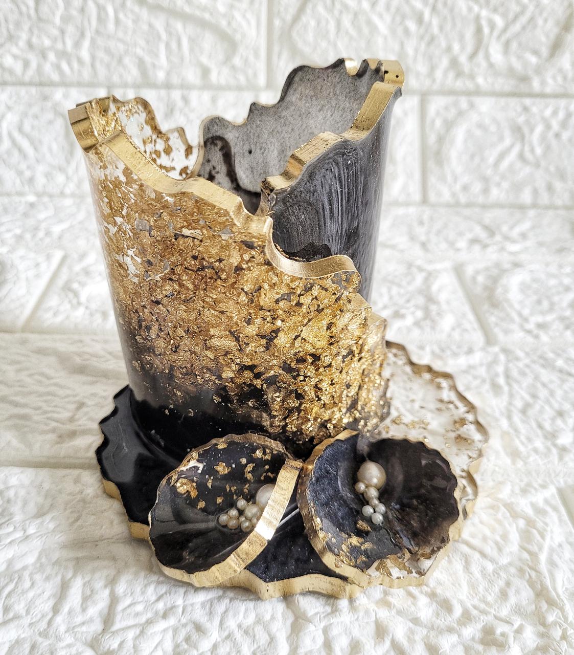 Exquisite resin cutlery stand