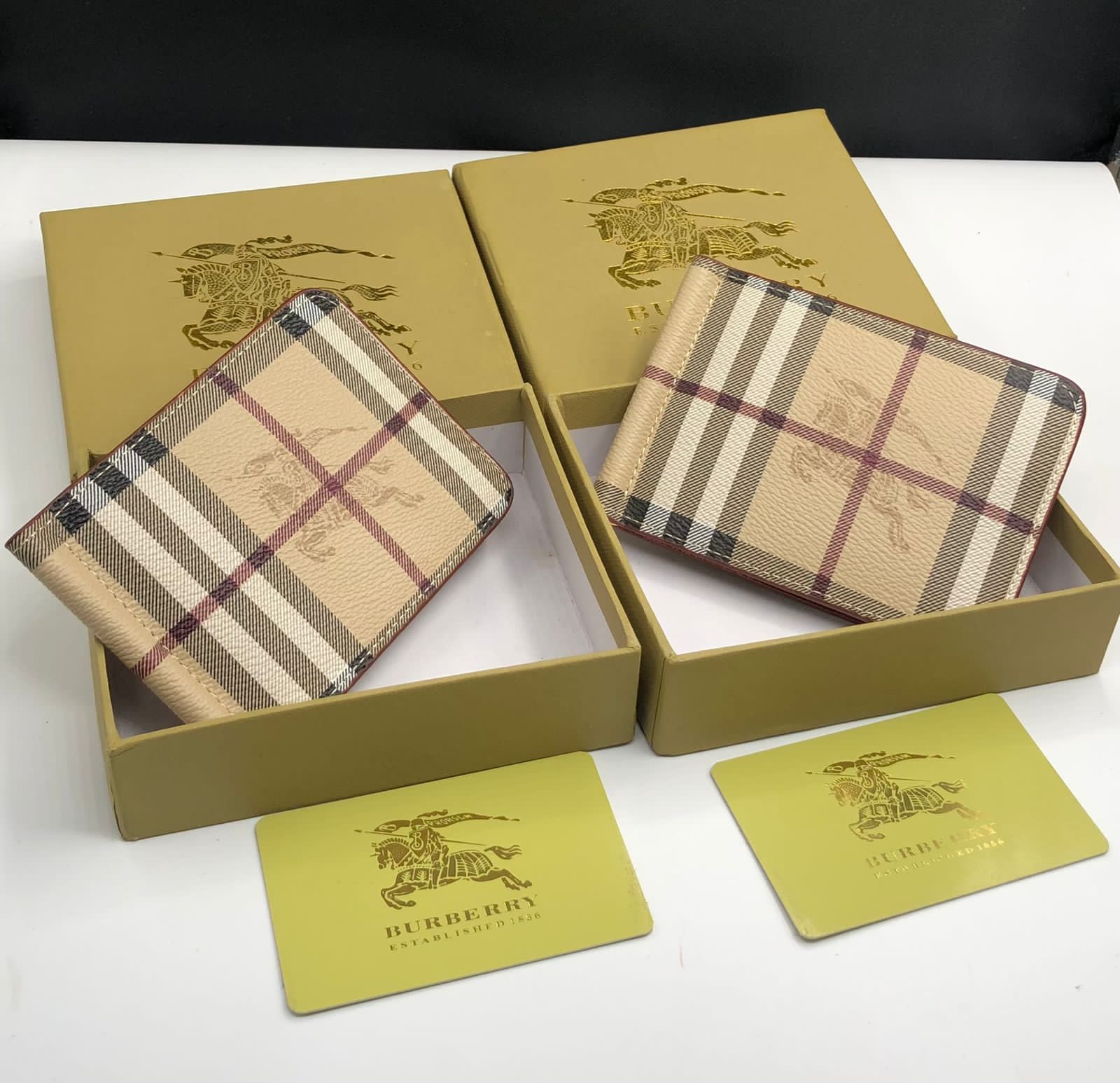 Money Clipper(Burberry)