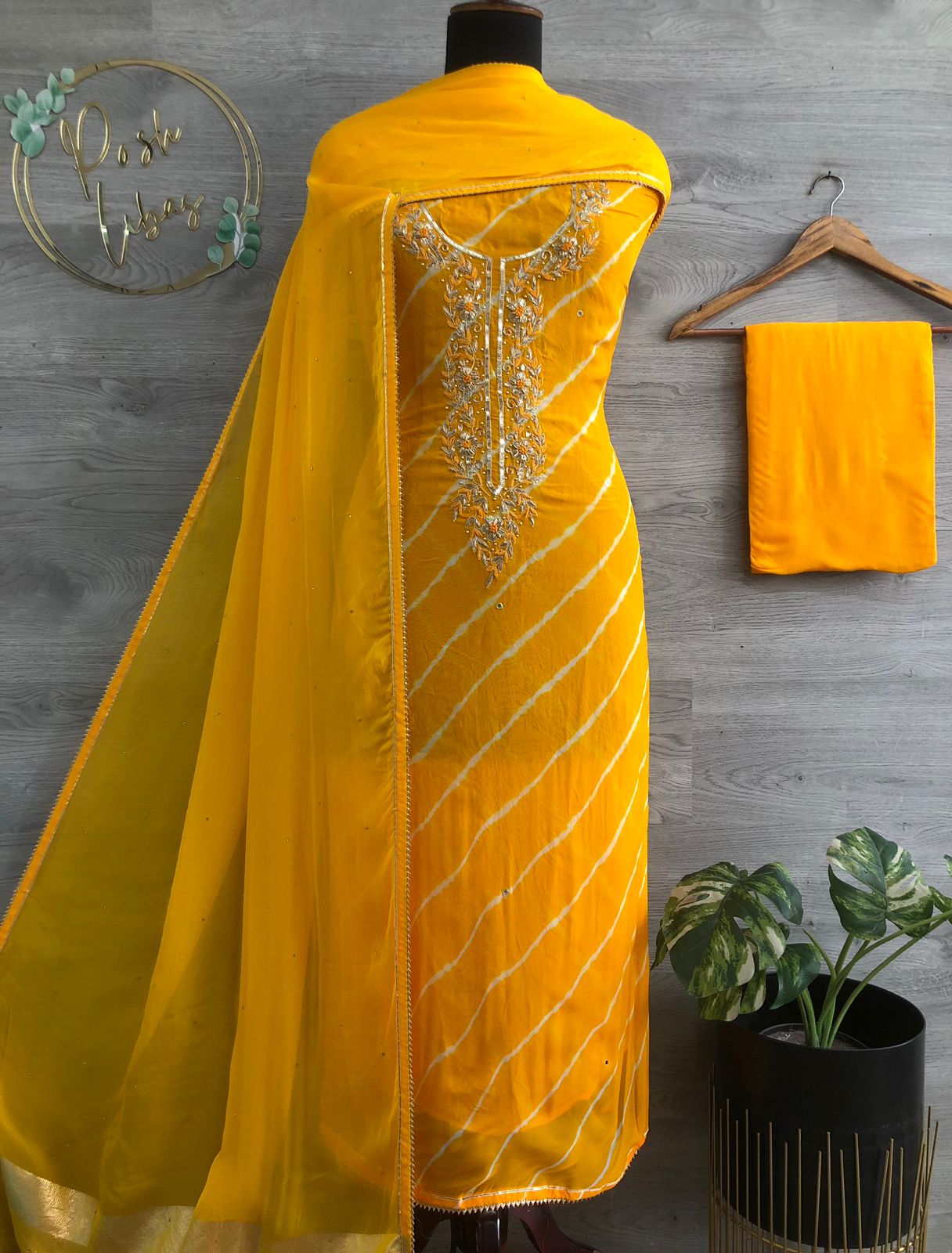 Organza Lehriya Print with gota and shantoon bottom