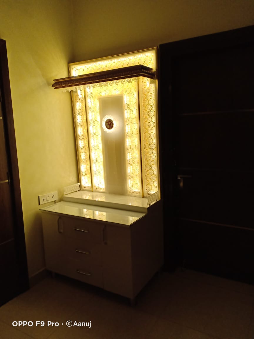 Beautiful Hand Crafted Temples Floor Model