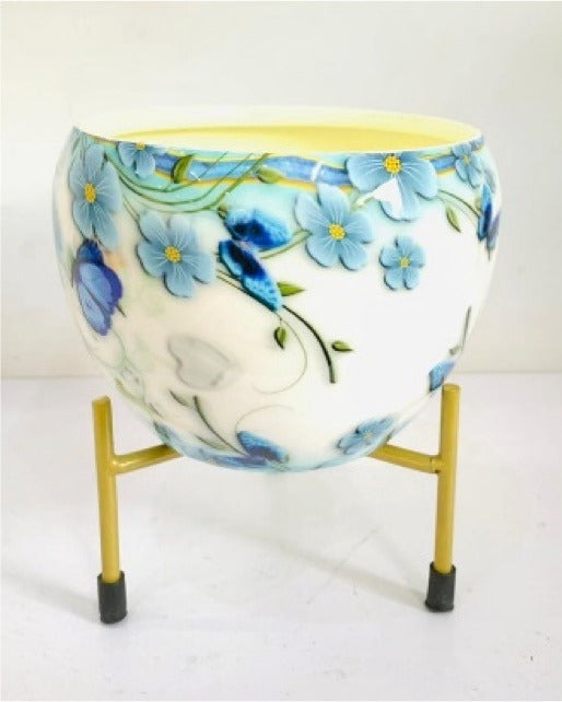 Striking Meena Planters