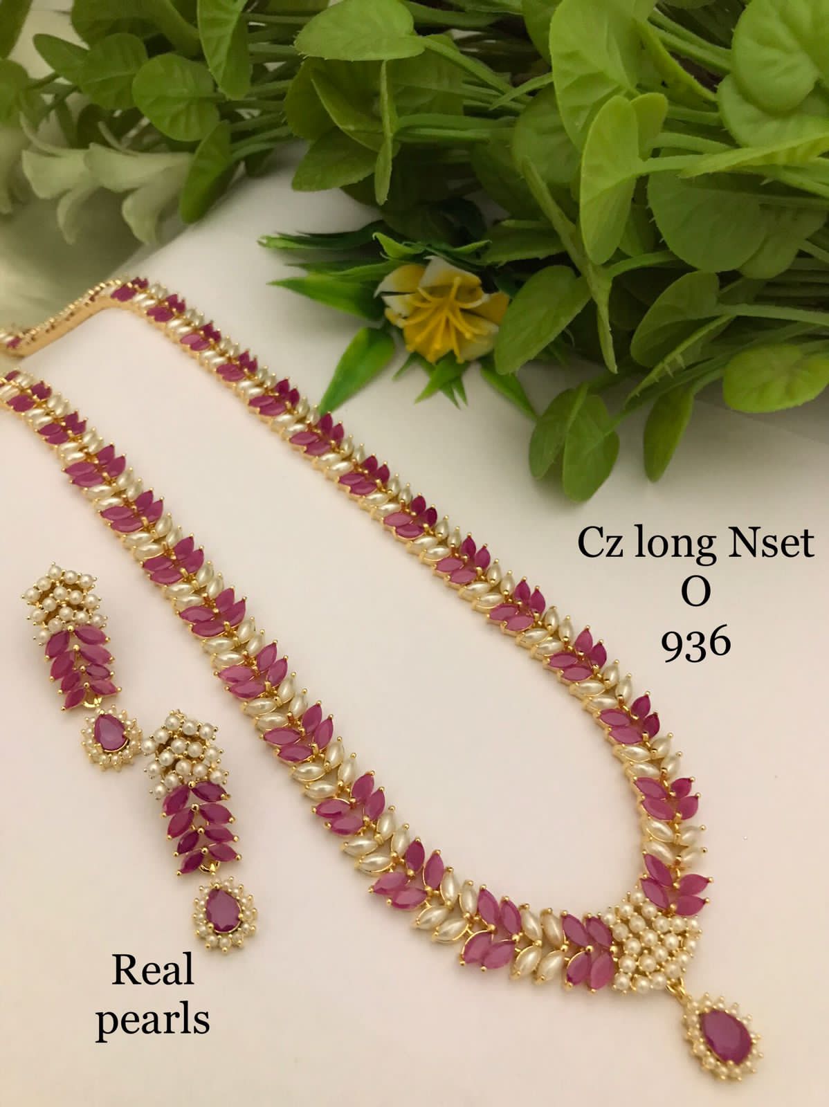 Real Pearl Sets
