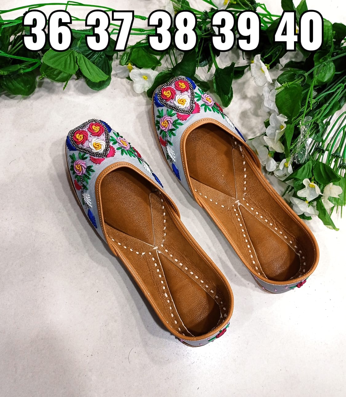 Punjabi Juttis