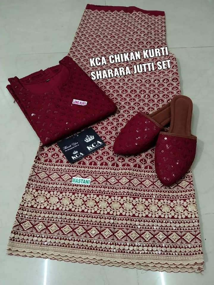 Beautiful Kurti Mastani Set with Juttis