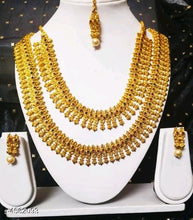 Load image into Gallery viewer, Stylish Gold Plated Jewelry Sets M12