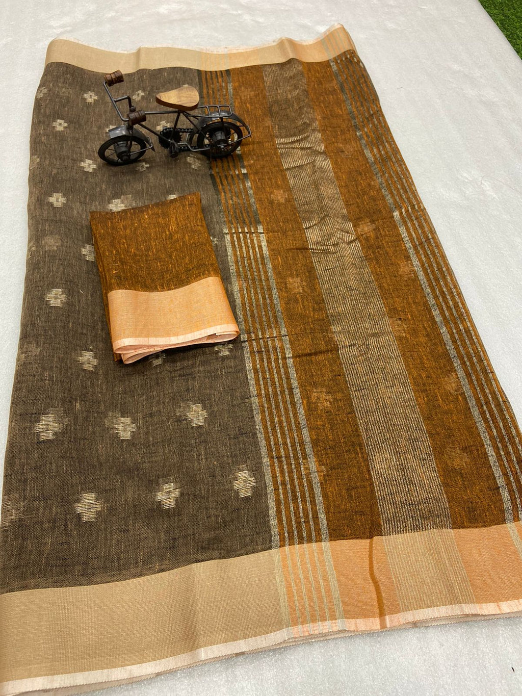 Khadi Linen Saree