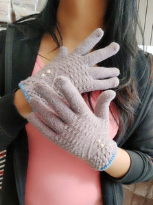 Beautiful Woolen Gloves