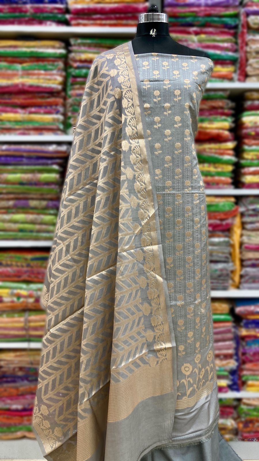 Benarsi Soft Alfi Suits