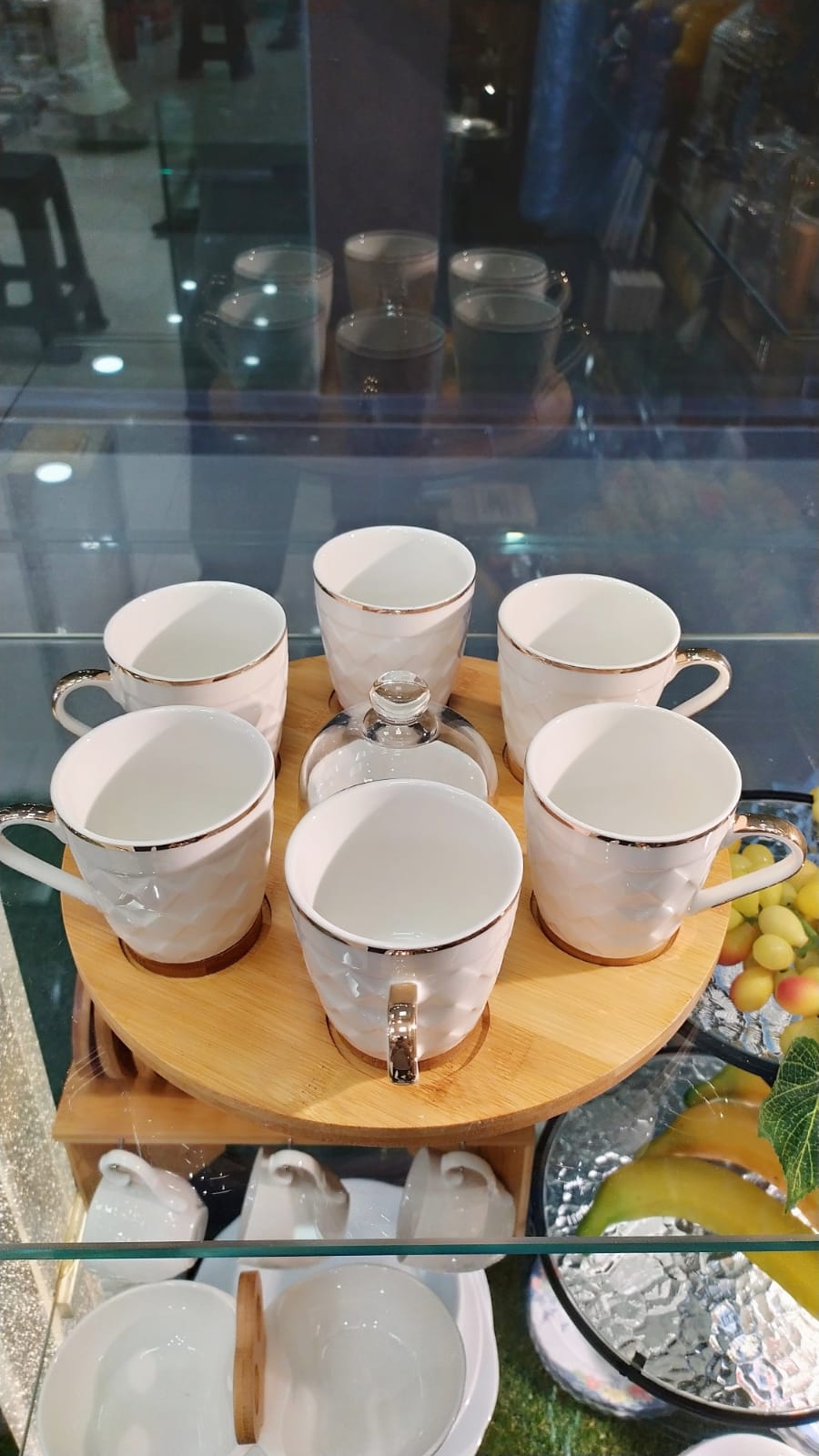 Porcelein Cups with revolving base