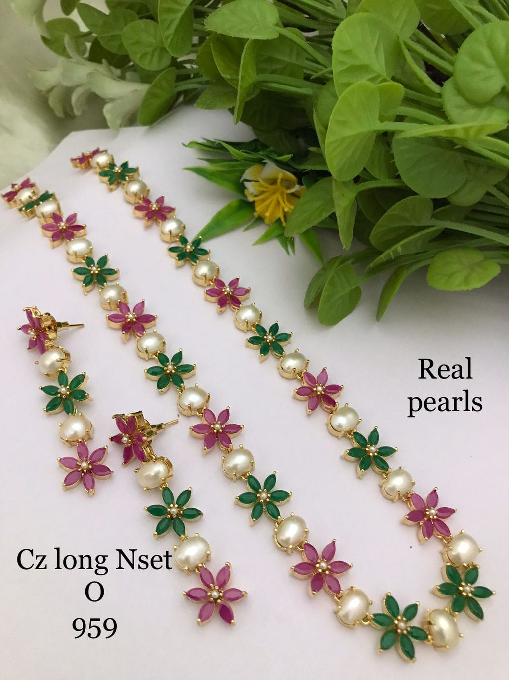 Real Pearl Sets