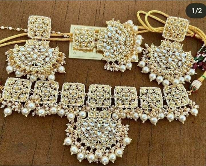 Beautiful Choker Sets