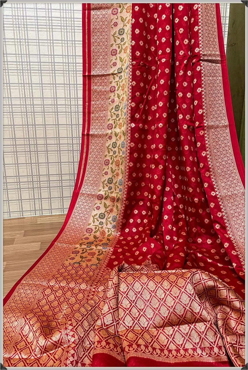 Benarsi Dyeable Semi-Georgette Silk Saree