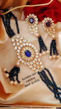 Load image into Gallery viewer, Beautiful Kundan Sets