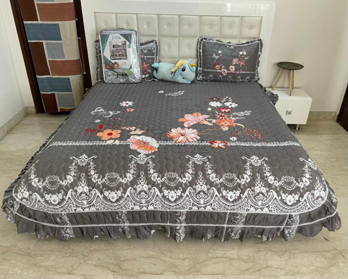 Quilted Bedcovers with pillow covers