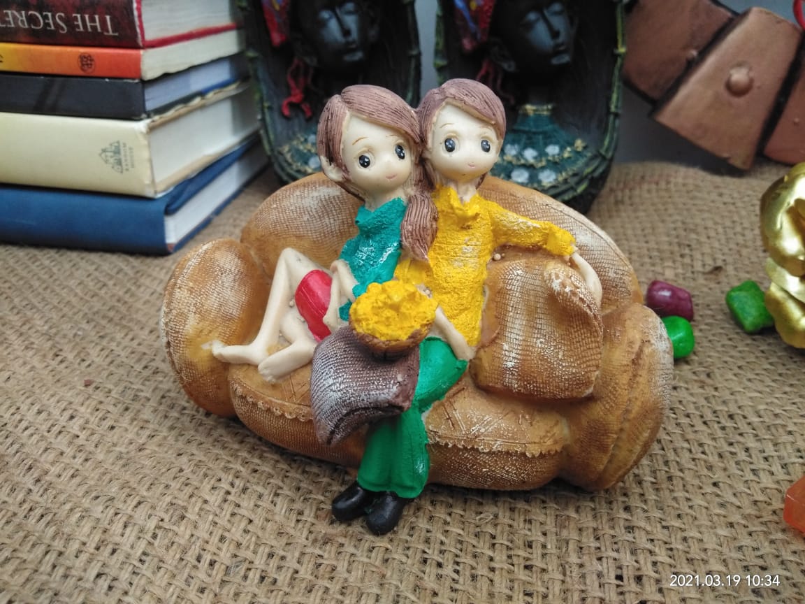 Polyresin Statues Valentine Day Special