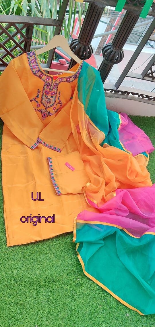 Chanderi Silk Embroidered Set