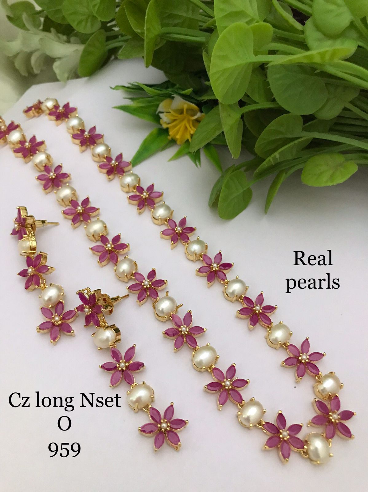 Real Pearl Sets