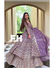 Load image into Gallery viewer, Beautiful Georgette Lehenga Stitched