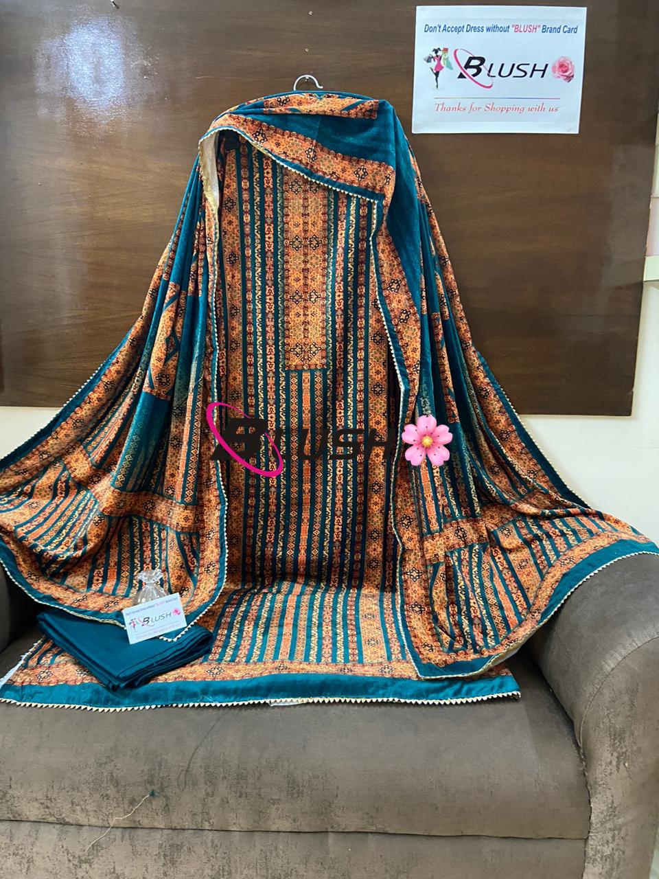 Velvet Digital Print Top n Stole with Pashmina Bottom