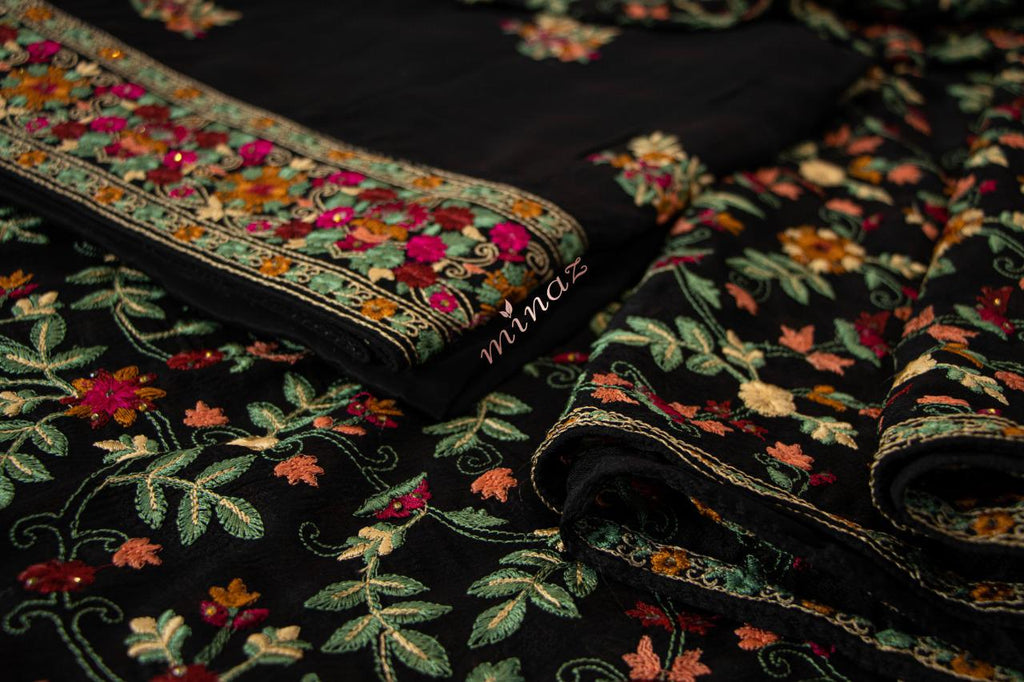 Stunning suits in crepe