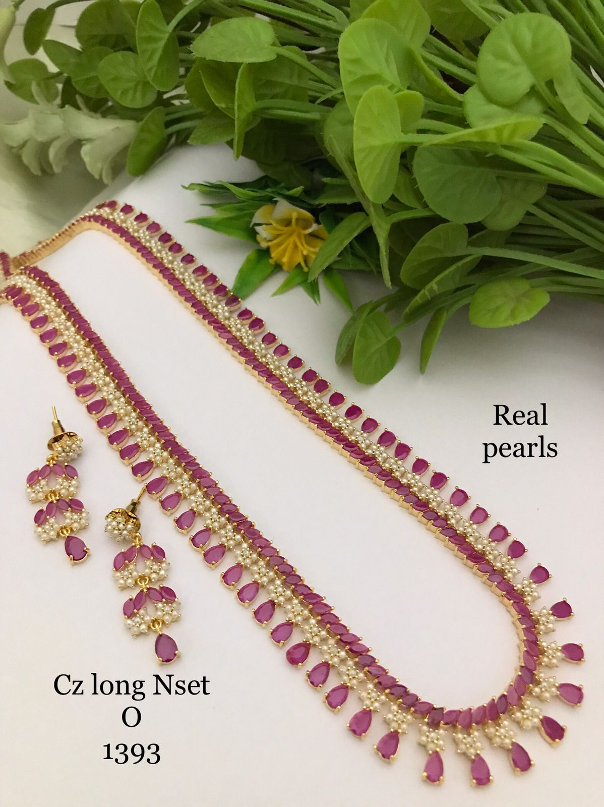 Real Pearl Sets