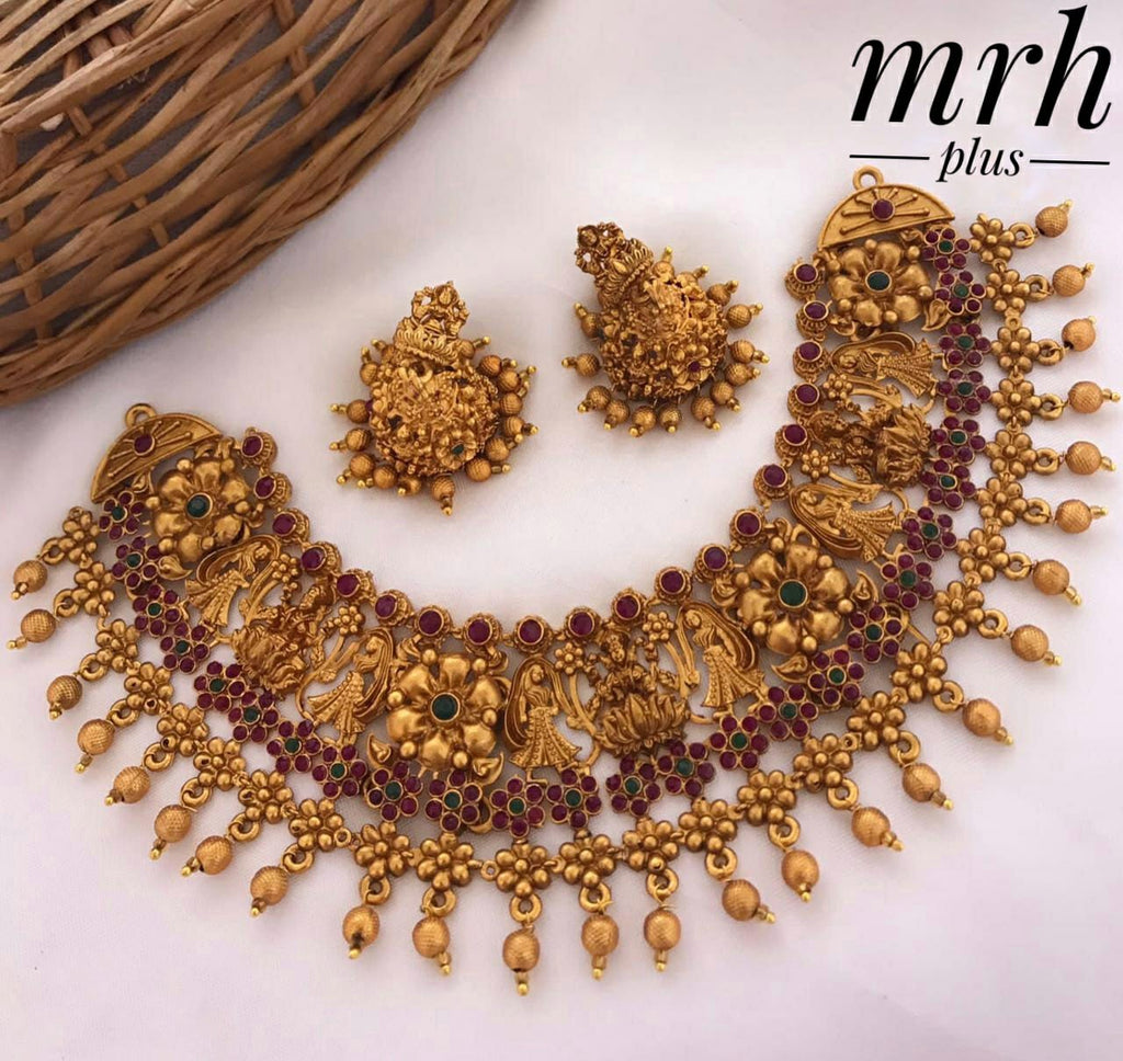 Beautiful Antique Necklace Sets