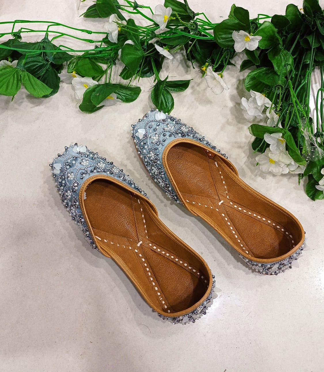 Punjabi Juttis