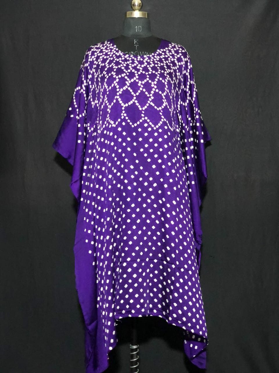 Makdi Jaal Modal Satin Silk Kaftans