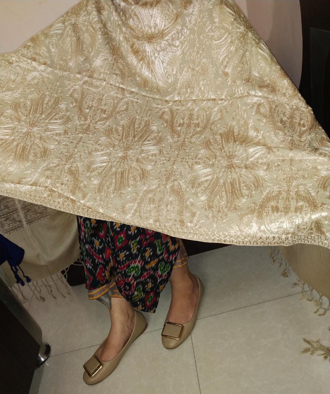 Unisex Stoles with Kashmiri Aari Work(Pashmina)