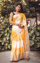 Load image into Gallery viewer, Soft Linen Silk Saree
