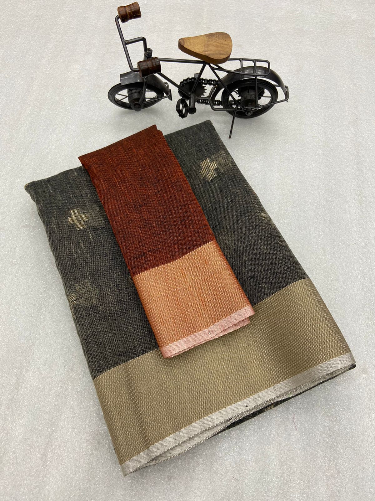 Khadi Linen Saree