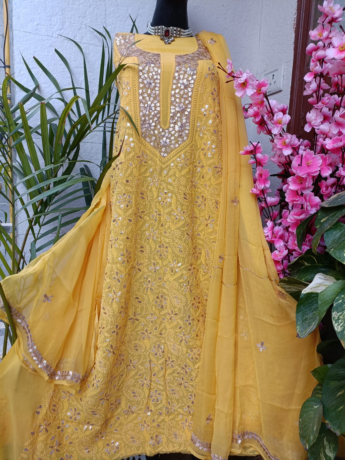 Viscose Georgette Gorgeous Chikankari Kurta n Dupatta Set