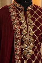 Load image into Gallery viewer, Chinnon Suit with Pitta Embroidery