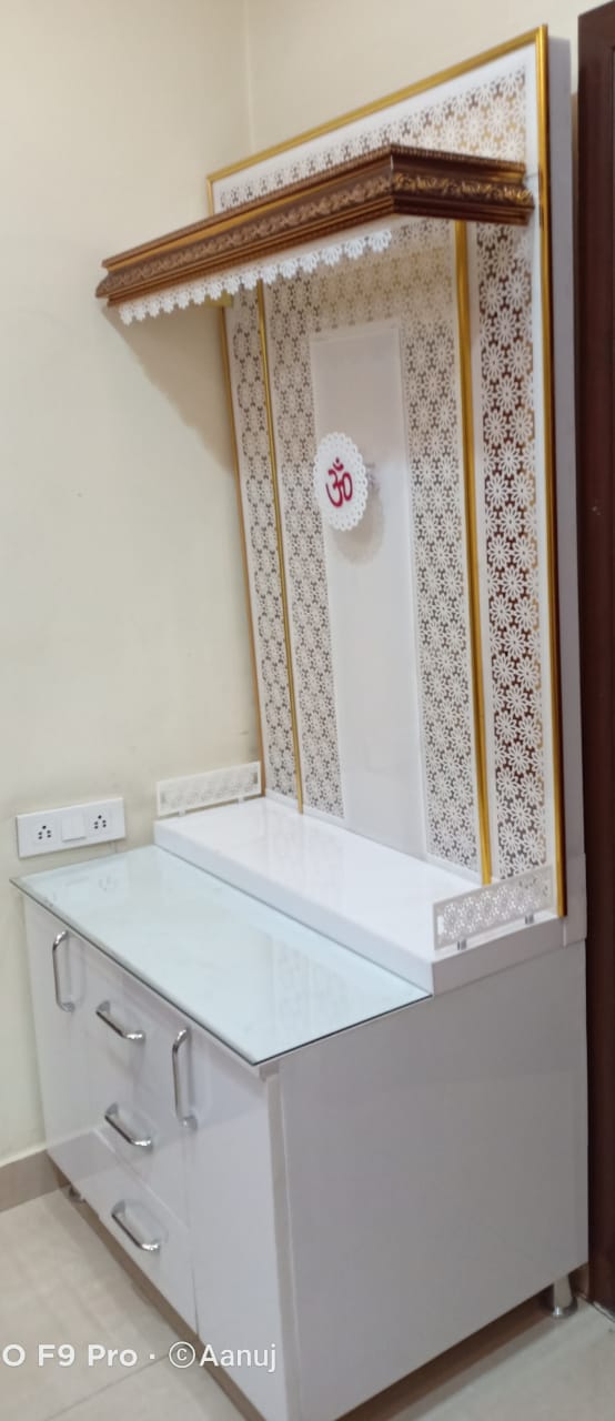 Beautiful Hand Crafted Temples Floor Model