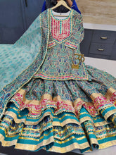 Load image into Gallery viewer, Beautiful Kurti Sharara Set with Gota