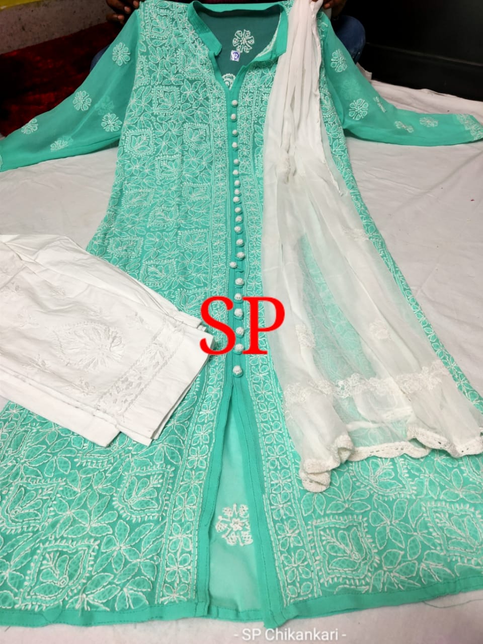 Chikankari Kurti Pant