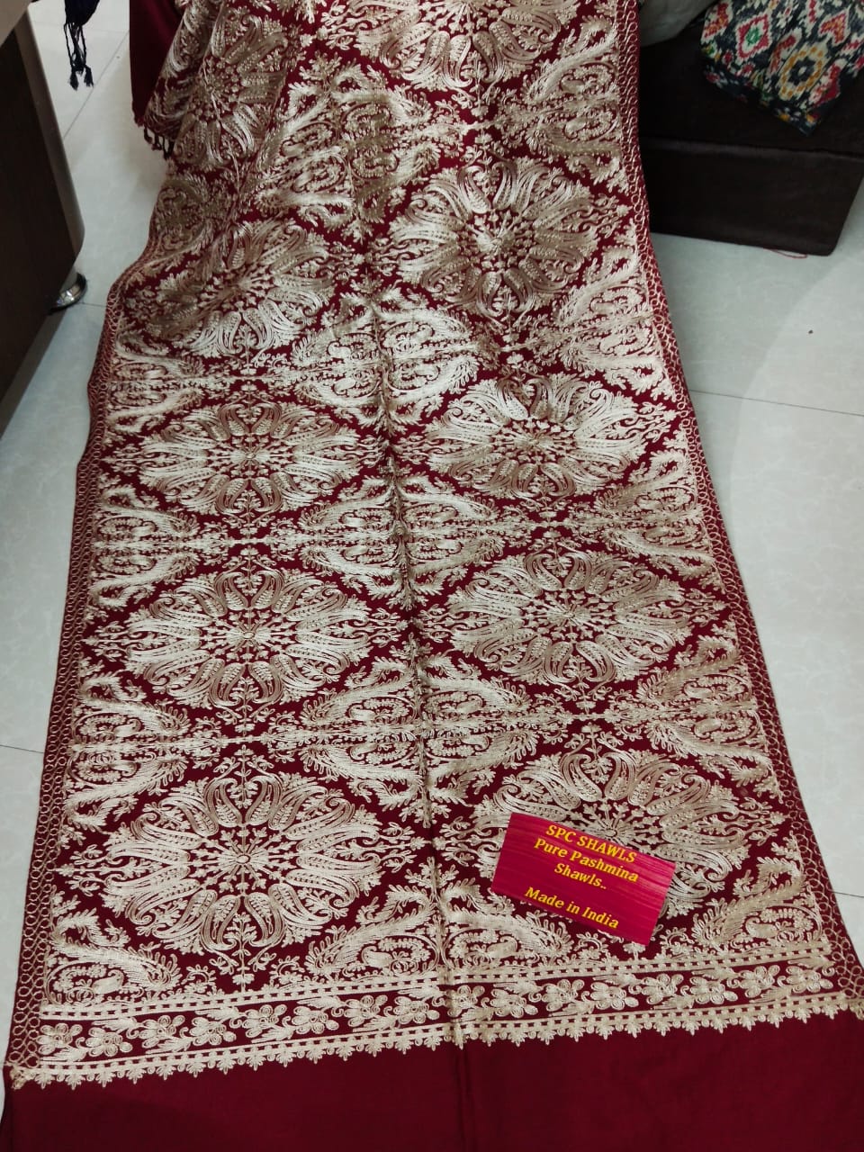 Unisex Stoles with Kashmiri Aari Work(Pashmina)