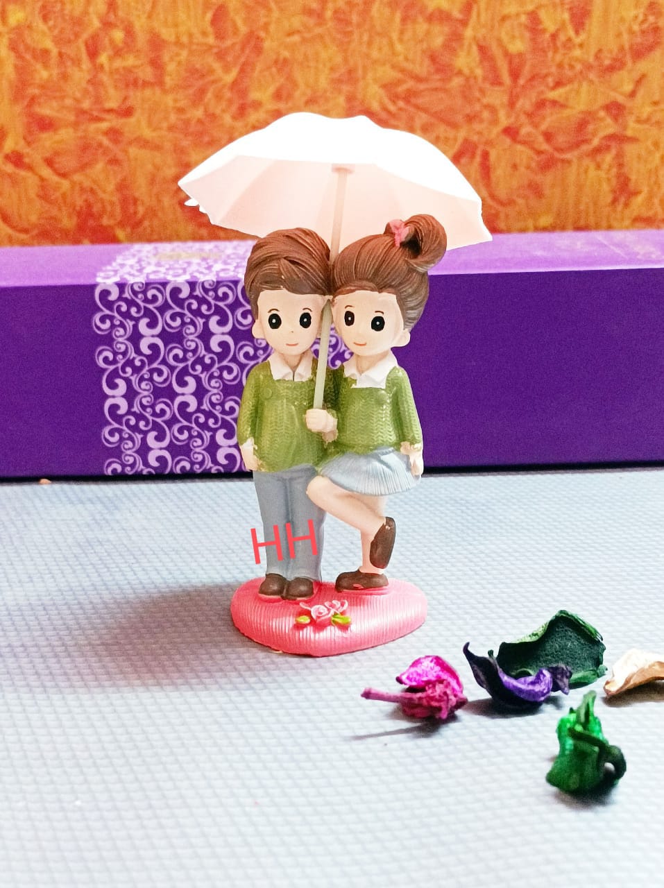 Polyresin Statues Valentine Day Special