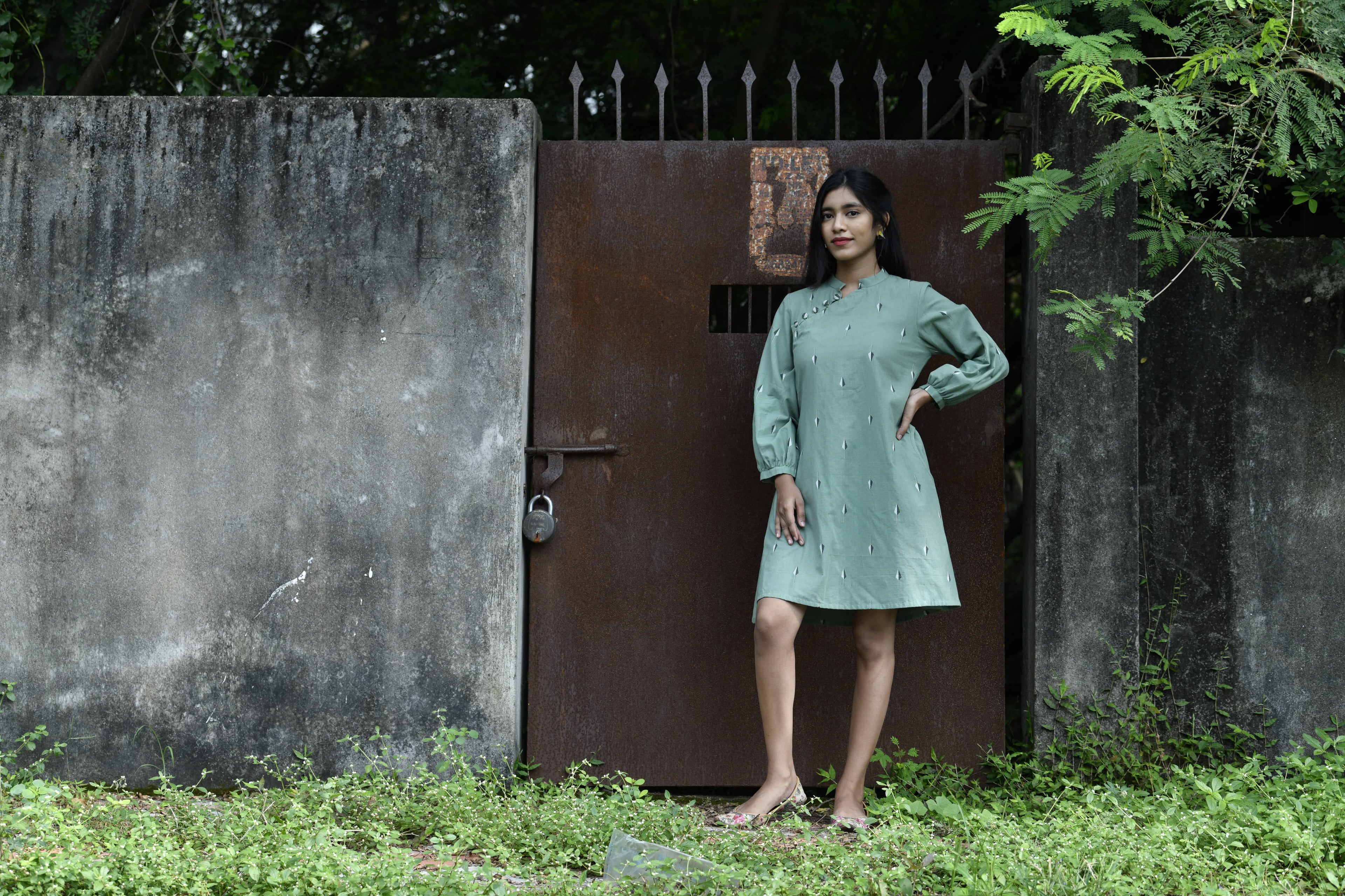 Mandarin Collar Green Handloom Dress
