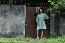Load image into Gallery viewer, Mandarin Collar Green Handloom Dress
